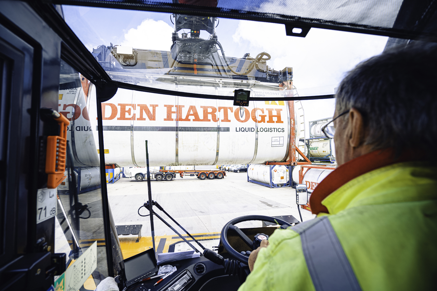 PM REES & SONS - PM REES